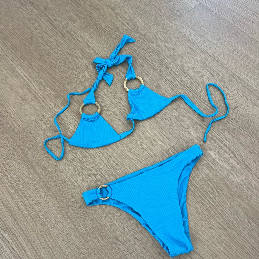 Bikini set - Picture 2 of 4